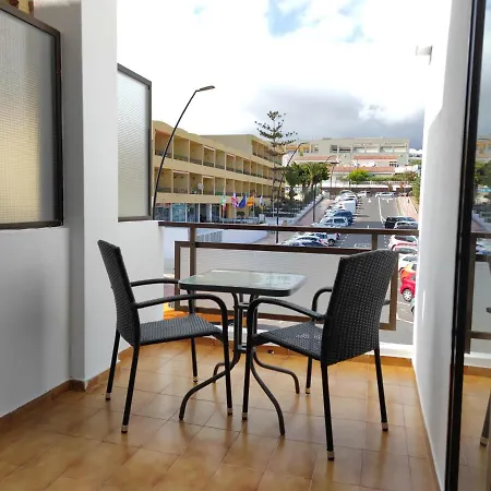 Apartamento Location Playa Vistas. Cristianos. Wifi. *